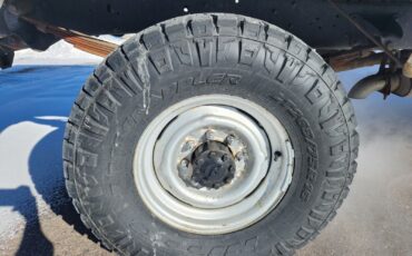 Ford-F-250-1973-Standard-Cab-Pickup-8