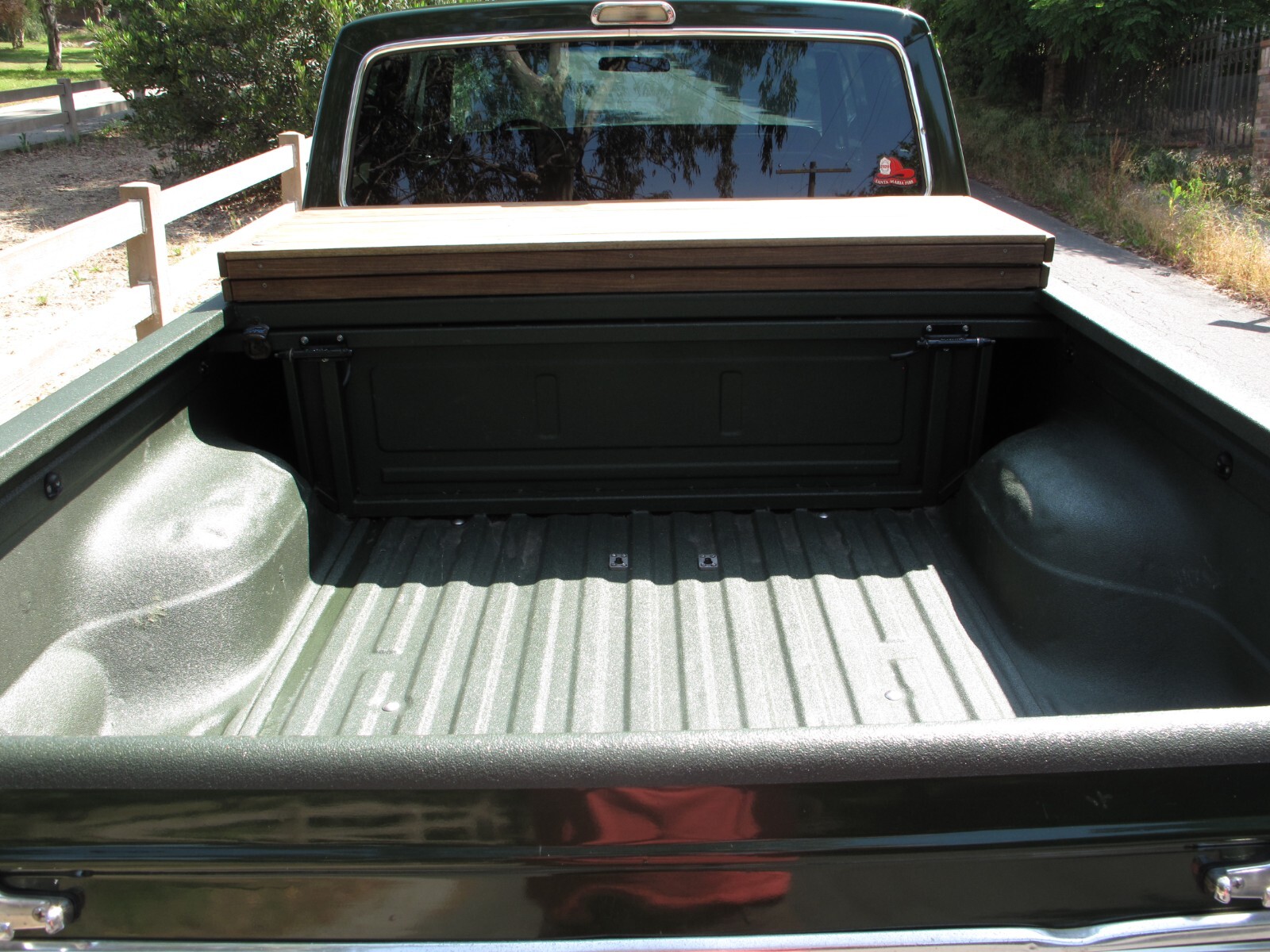 Ford-F-250-1975-11