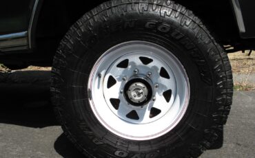 Ford-F-250-1975-18