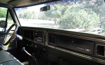 Ford-F-250-1975-32