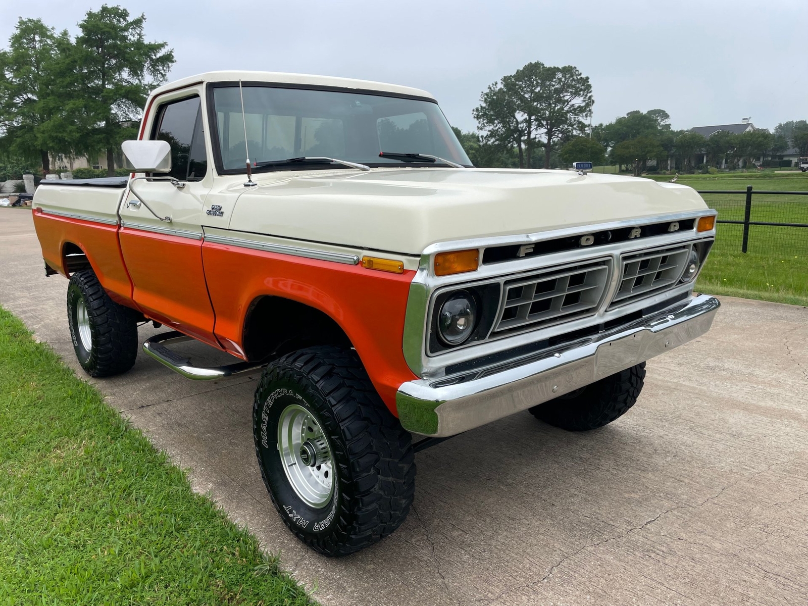 Ford-F-250-1977