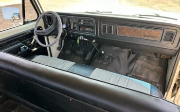 Ford-F-250-1978-16