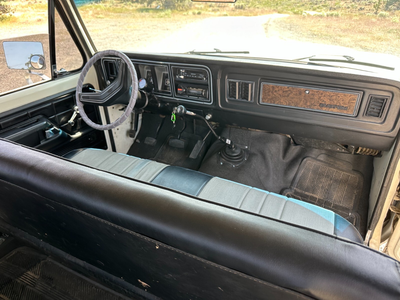 Ford-F-250-1978-16