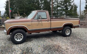 Ford-F-250-1983-Standard-Cab-Pickup-1