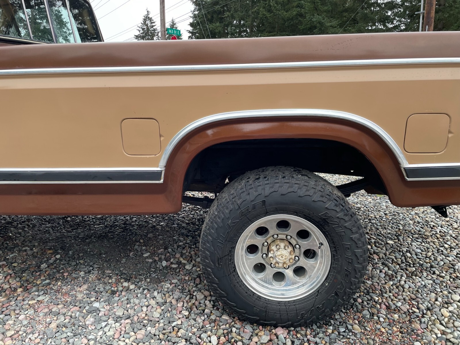 Ford-F-250-1983-Standard-Cab-Pickup-10