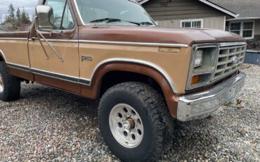 Ford-F-250-1983-Standard-Cab-Pickup-13