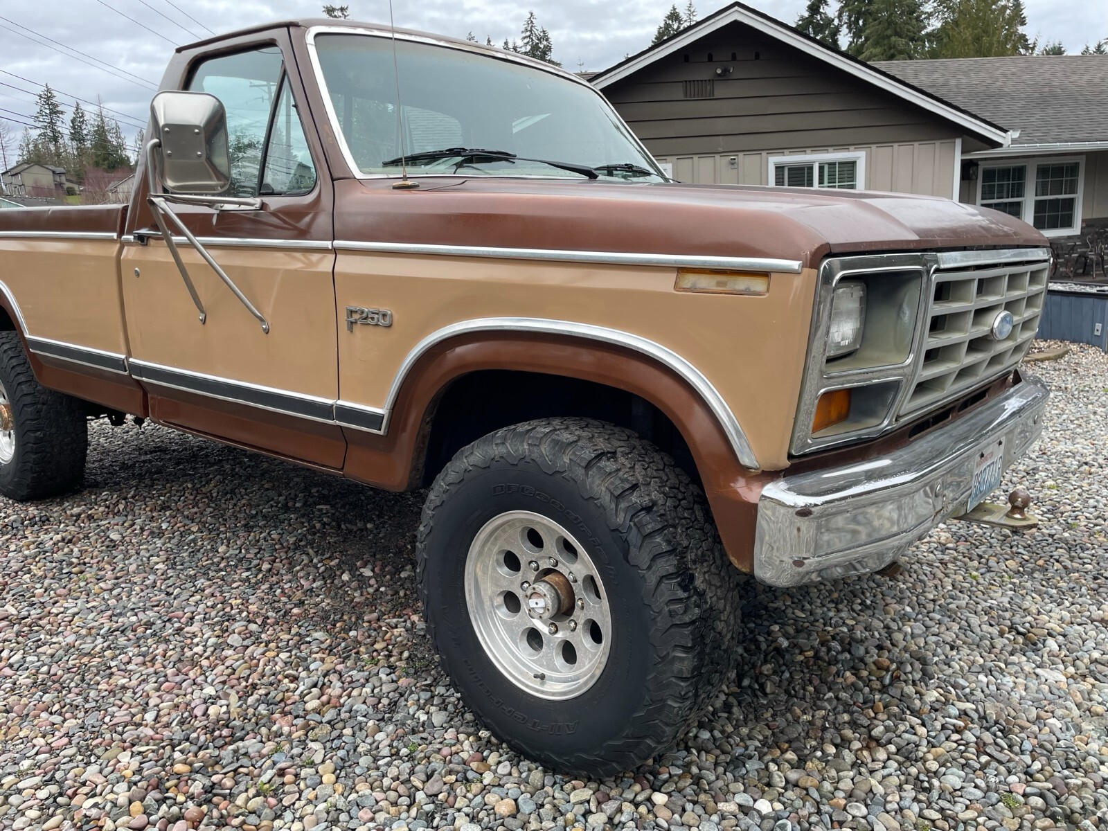 Ford-F-250-1983-Standard-Cab-Pickup-13