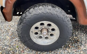 Ford-F-250-1983-Standard-Cab-Pickup-15