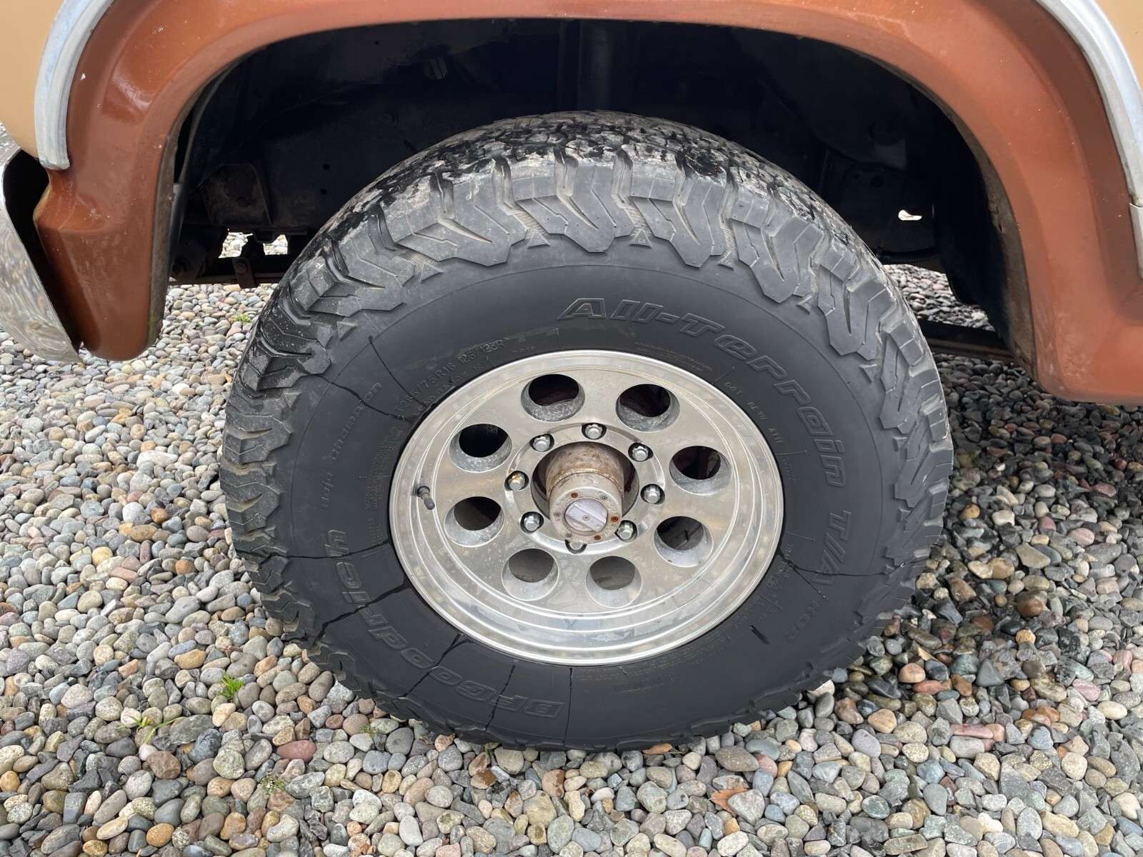 Ford-F-250-1983-Standard-Cab-Pickup-15