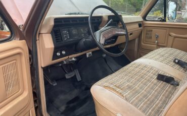 Ford-F-250-1983-Standard-Cab-Pickup-17