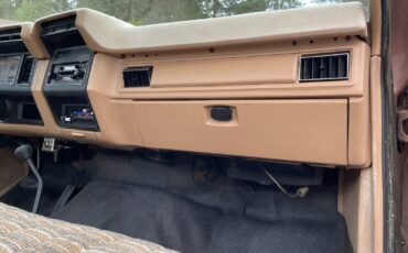 Ford-F-250-1983-Standard-Cab-Pickup-23