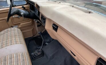 Ford-F-250-1983-Standard-Cab-Pickup-24