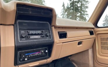 Ford-F-250-1983-Standard-Cab-Pickup-28