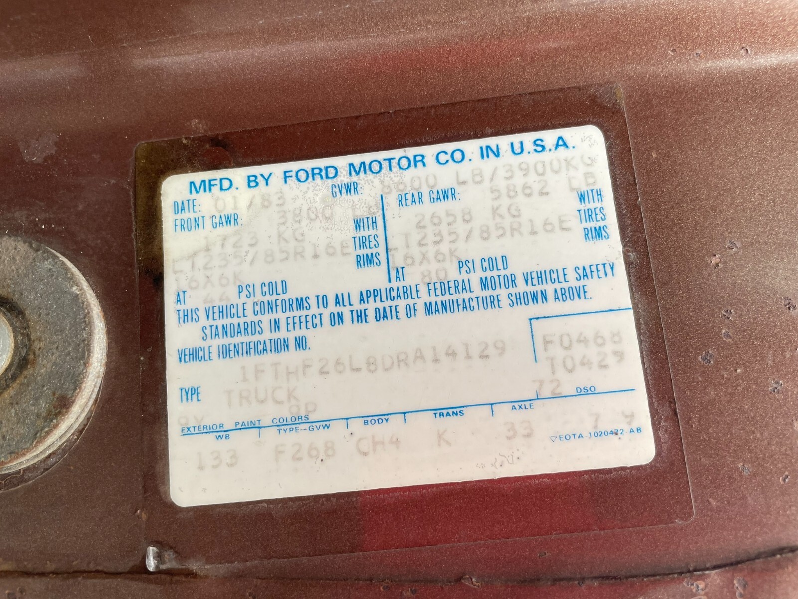Ford-F-250-1983-Standard-Cab-Pickup-38