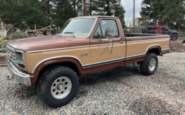 Ford-F-250-1983-Standard-Cab-Pickup-39