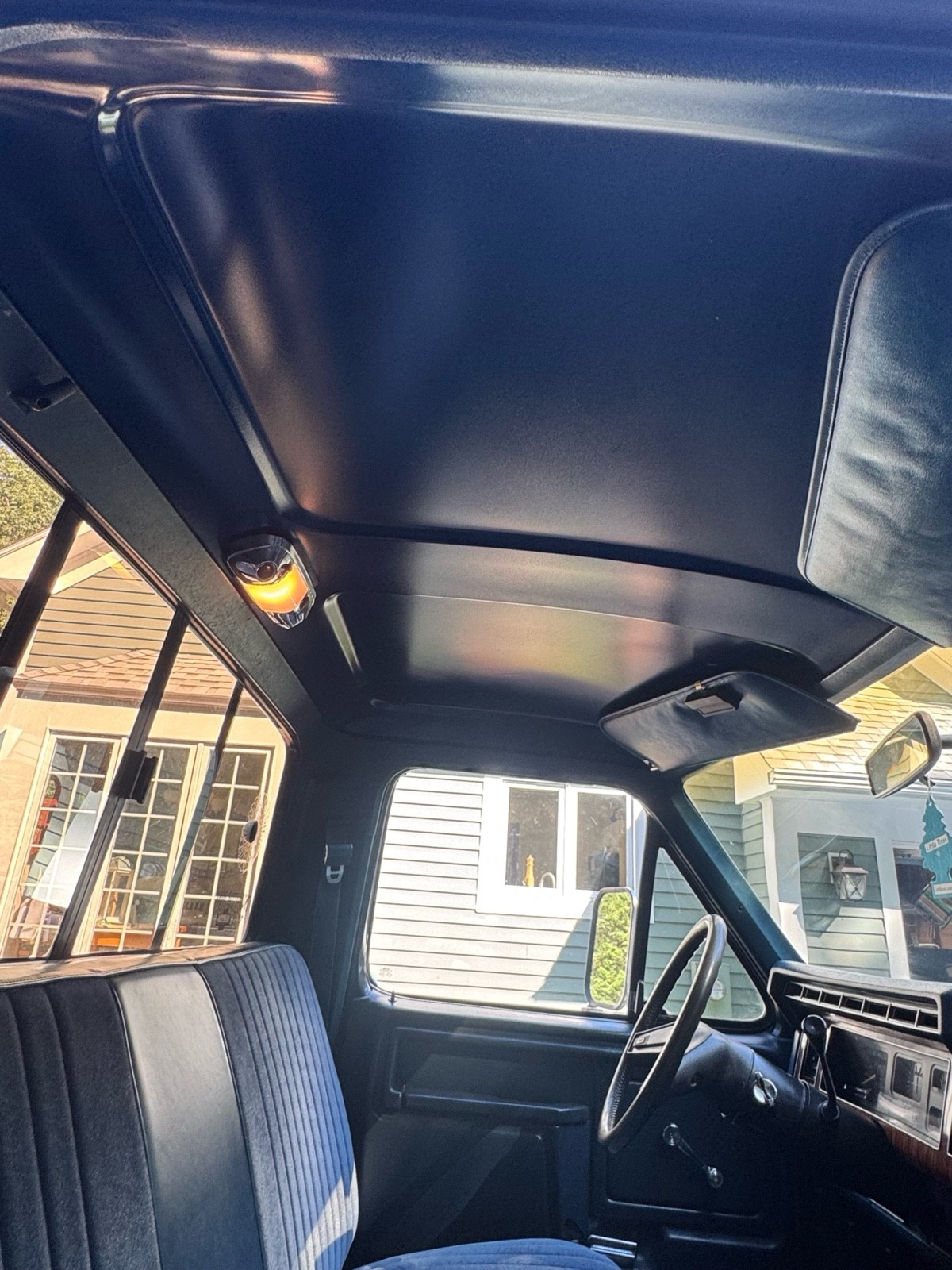 Ford-F-250-1985-13