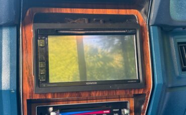 Ford-F-250-1985-19
