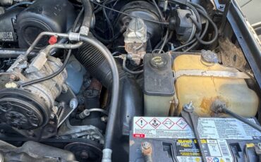 Ford-F-250-1985-25