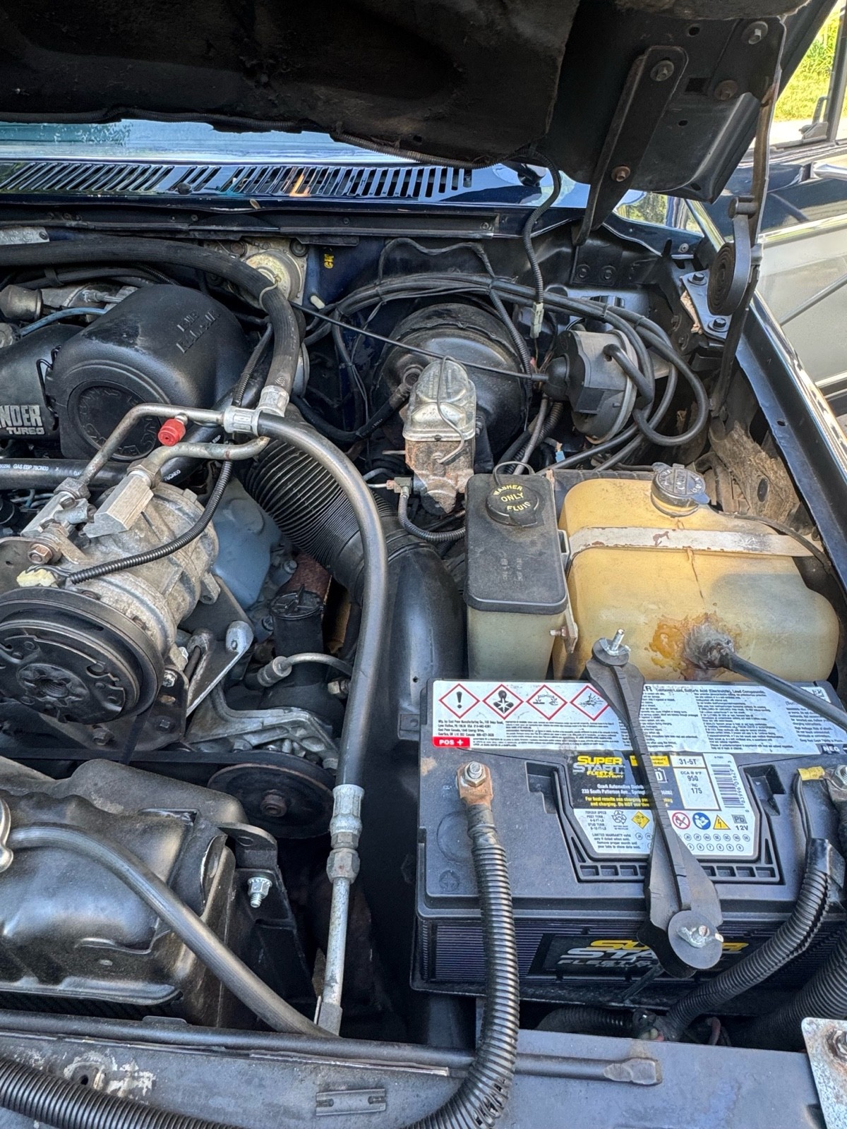 Ford-F-250-1985-25