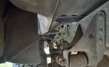 Ford-F-250-1985-28
