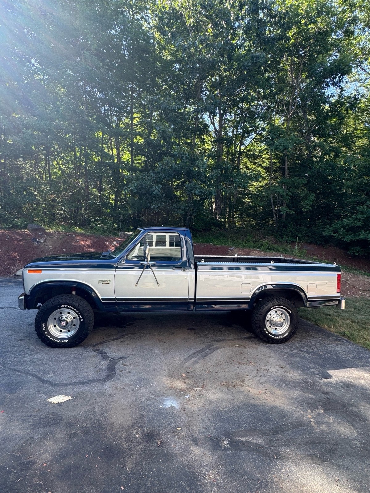 Ford-F-250-1985-3