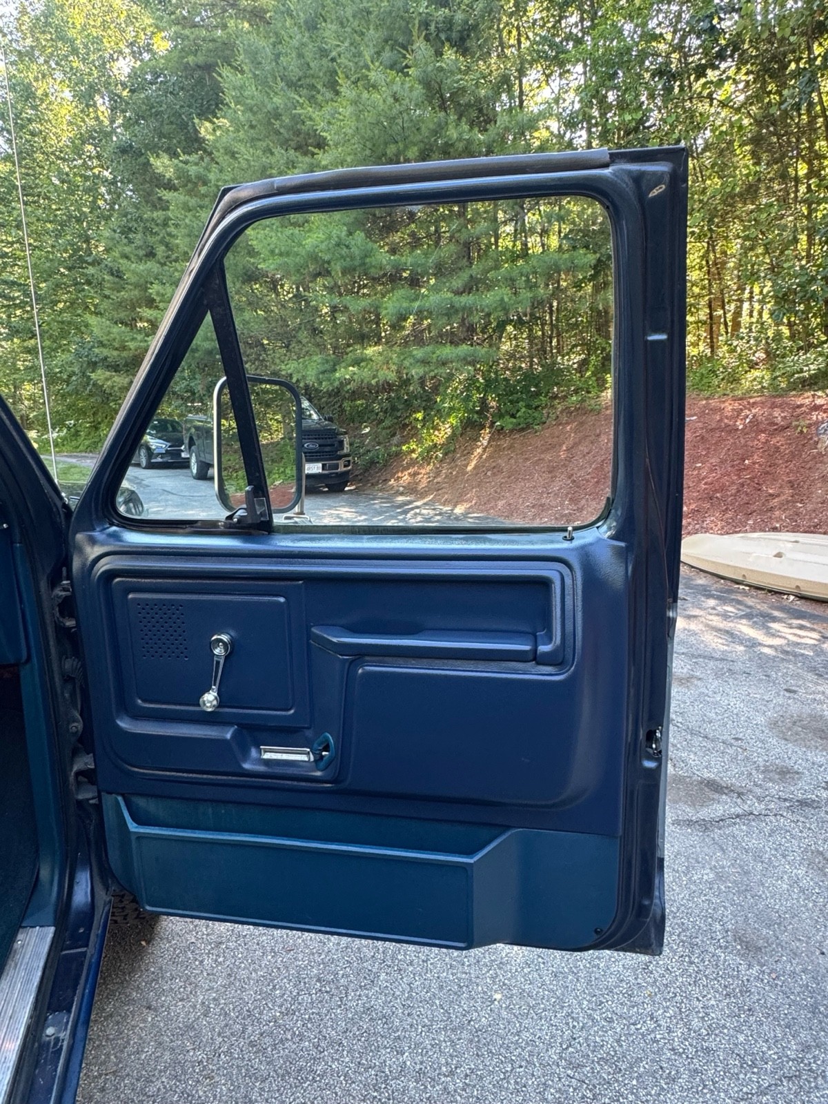 Ford-F-250-1985-9