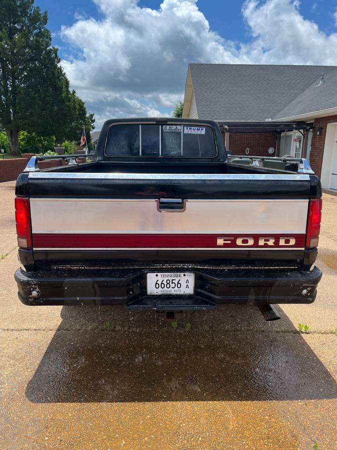 Ford-F-250-1986-black-3
