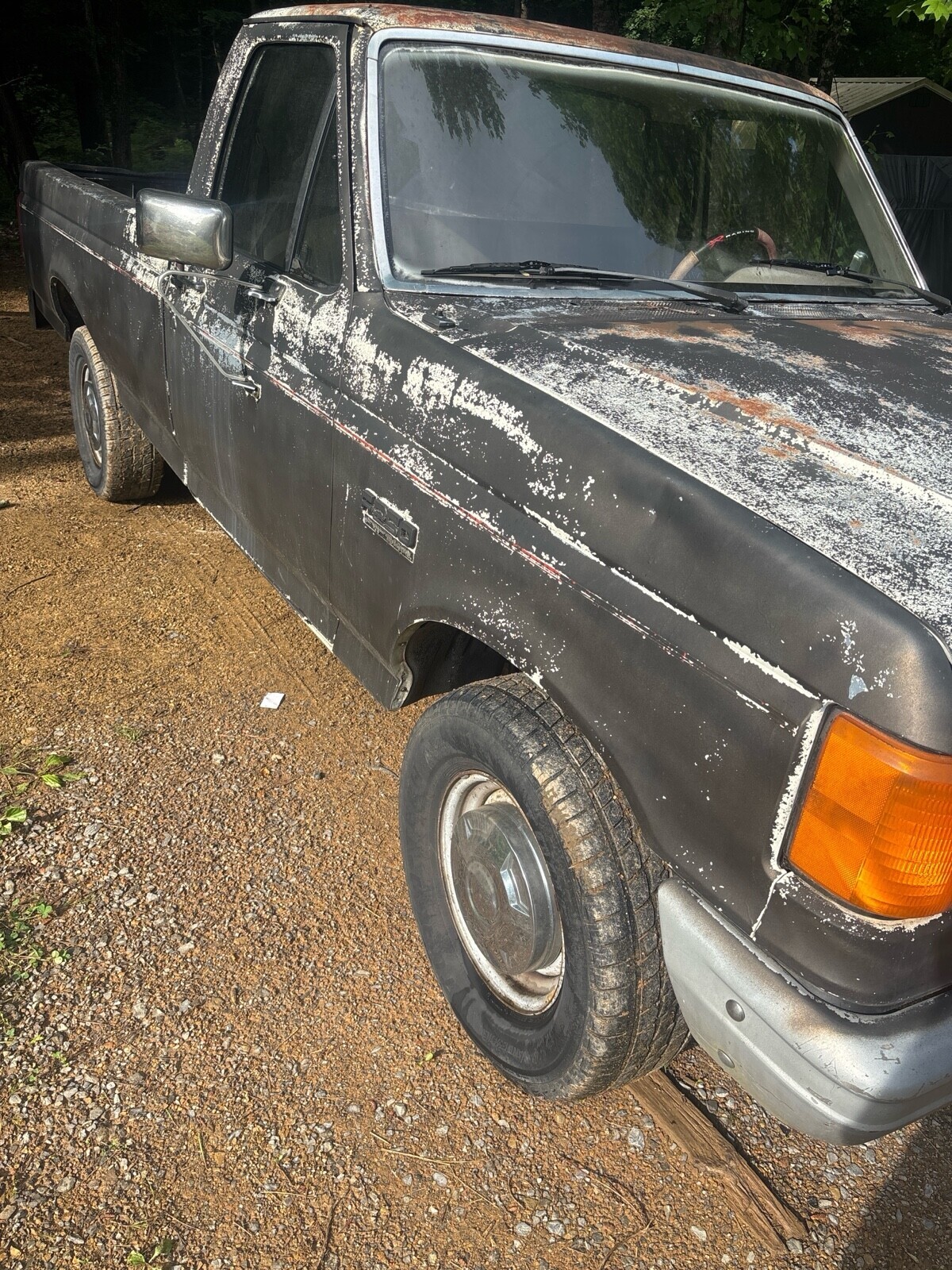 Ford-F-250-1988-9