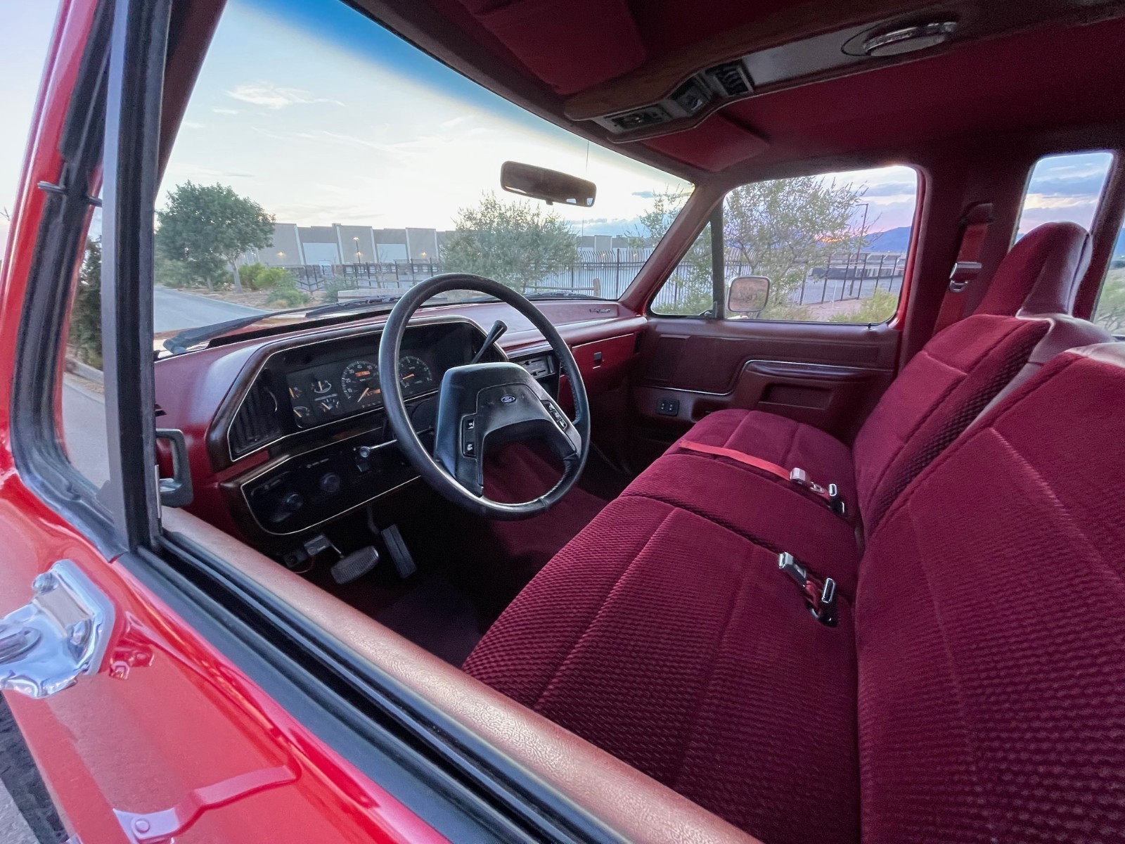 Ford-F-250-1988-Extended-Cab-Pickup-24