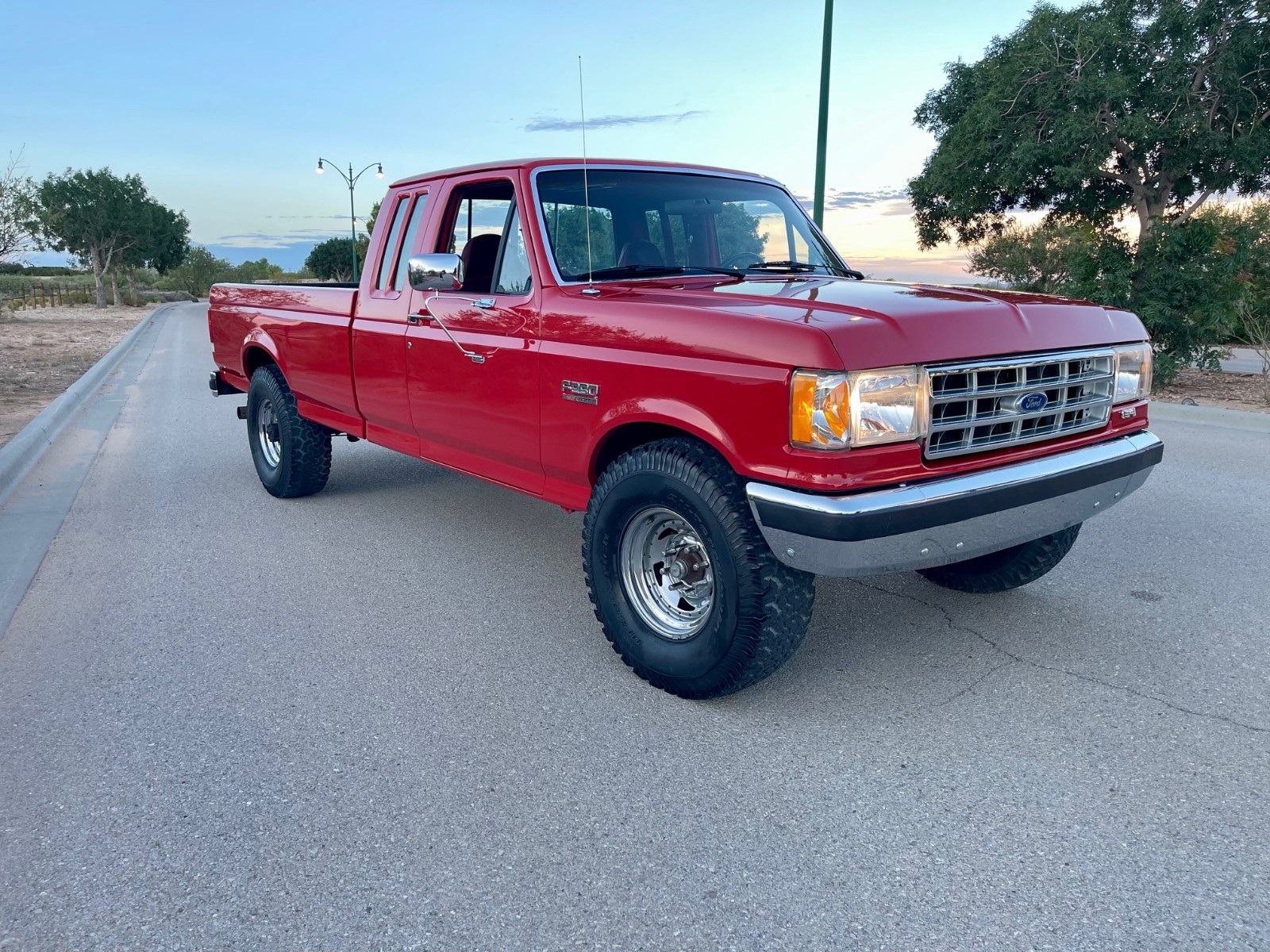 Ford-F-250-1988-Extended-Cab-Pickup