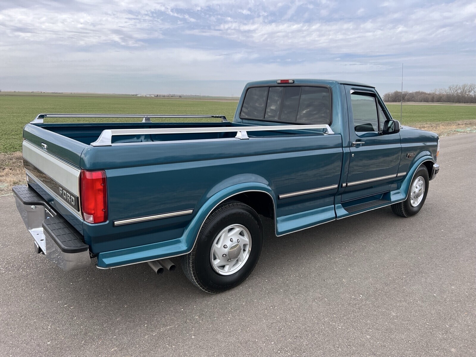 Ford-F-250-1995-11