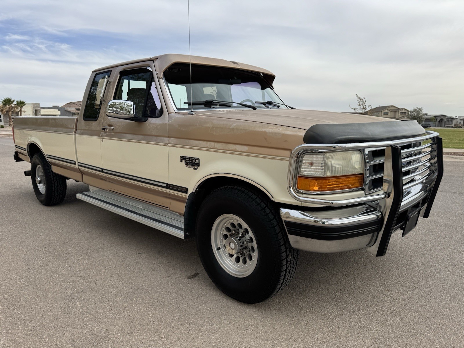 Ford-F-250-1995-Extended-Cab-Pickup-2
