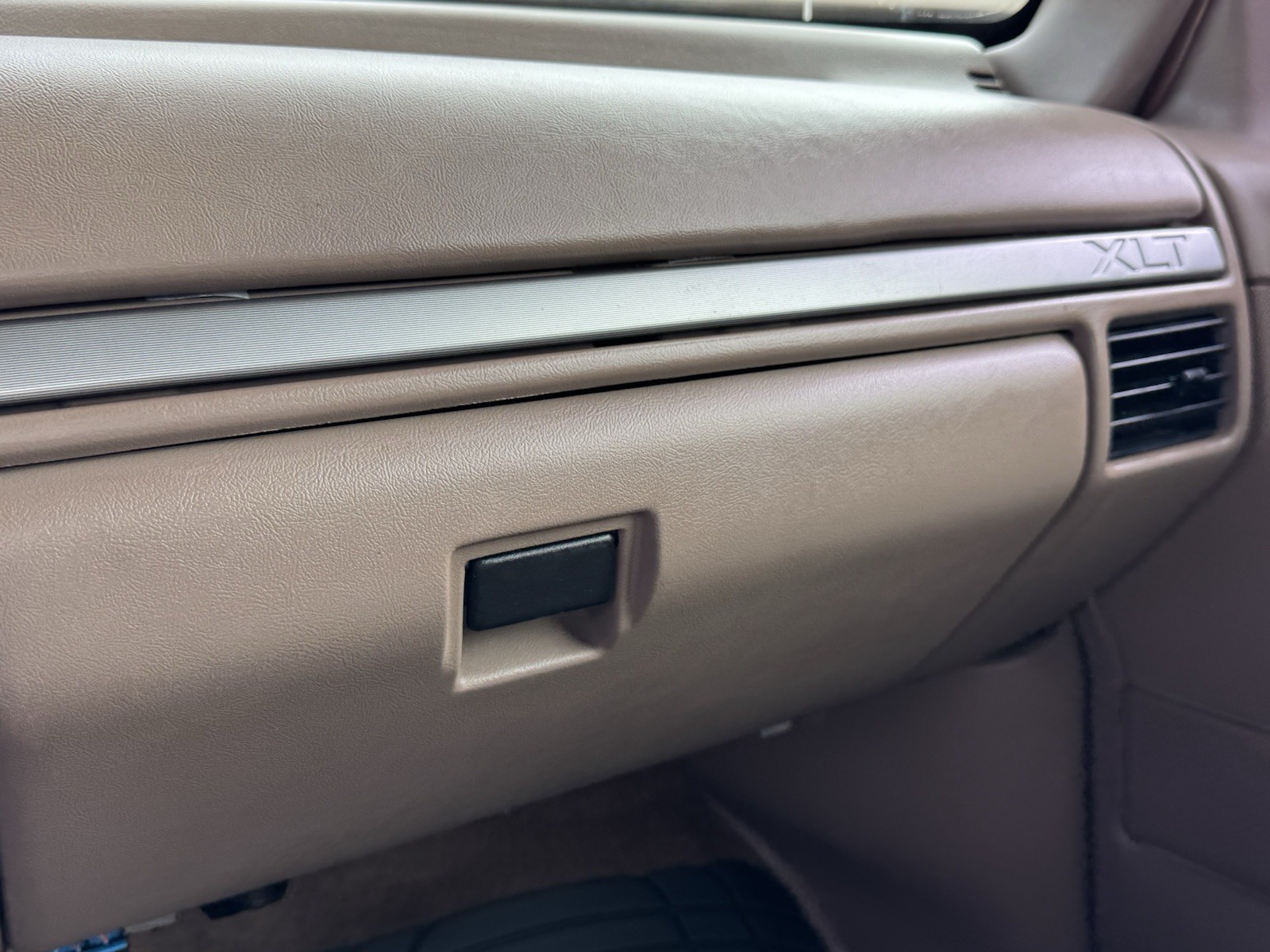Ford-F-250-1995-Extended-Cab-Pickup-21