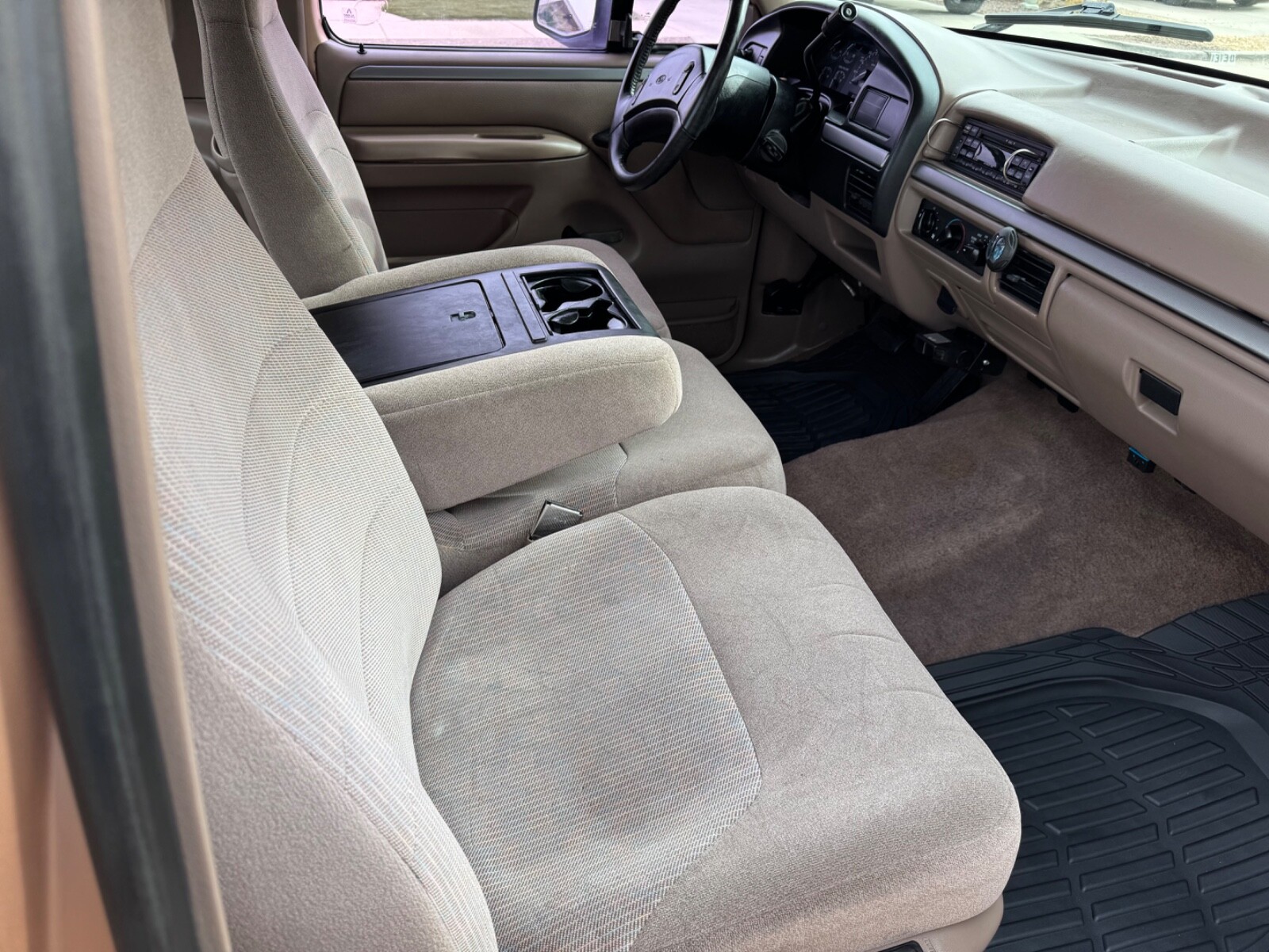 Ford-F-250-1995-Extended-Cab-Pickup-23