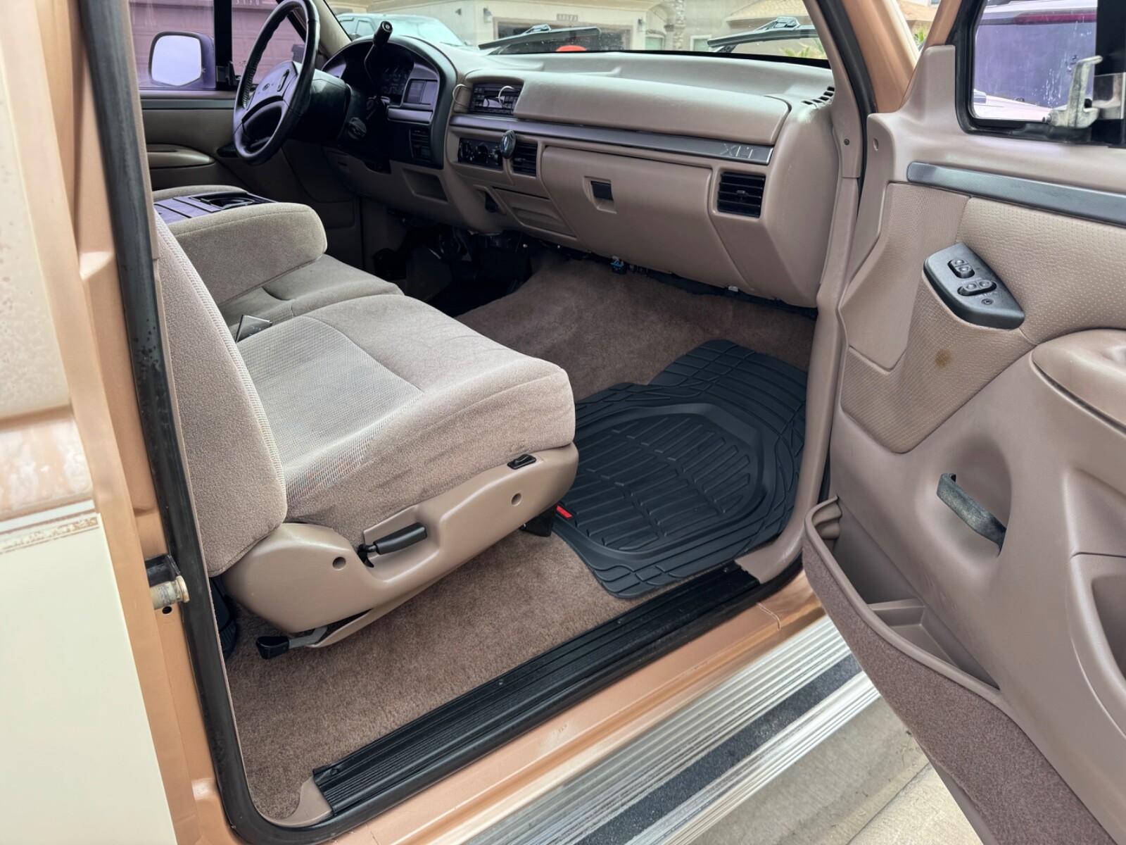 Ford-F-250-1995-Extended-Cab-Pickup-24