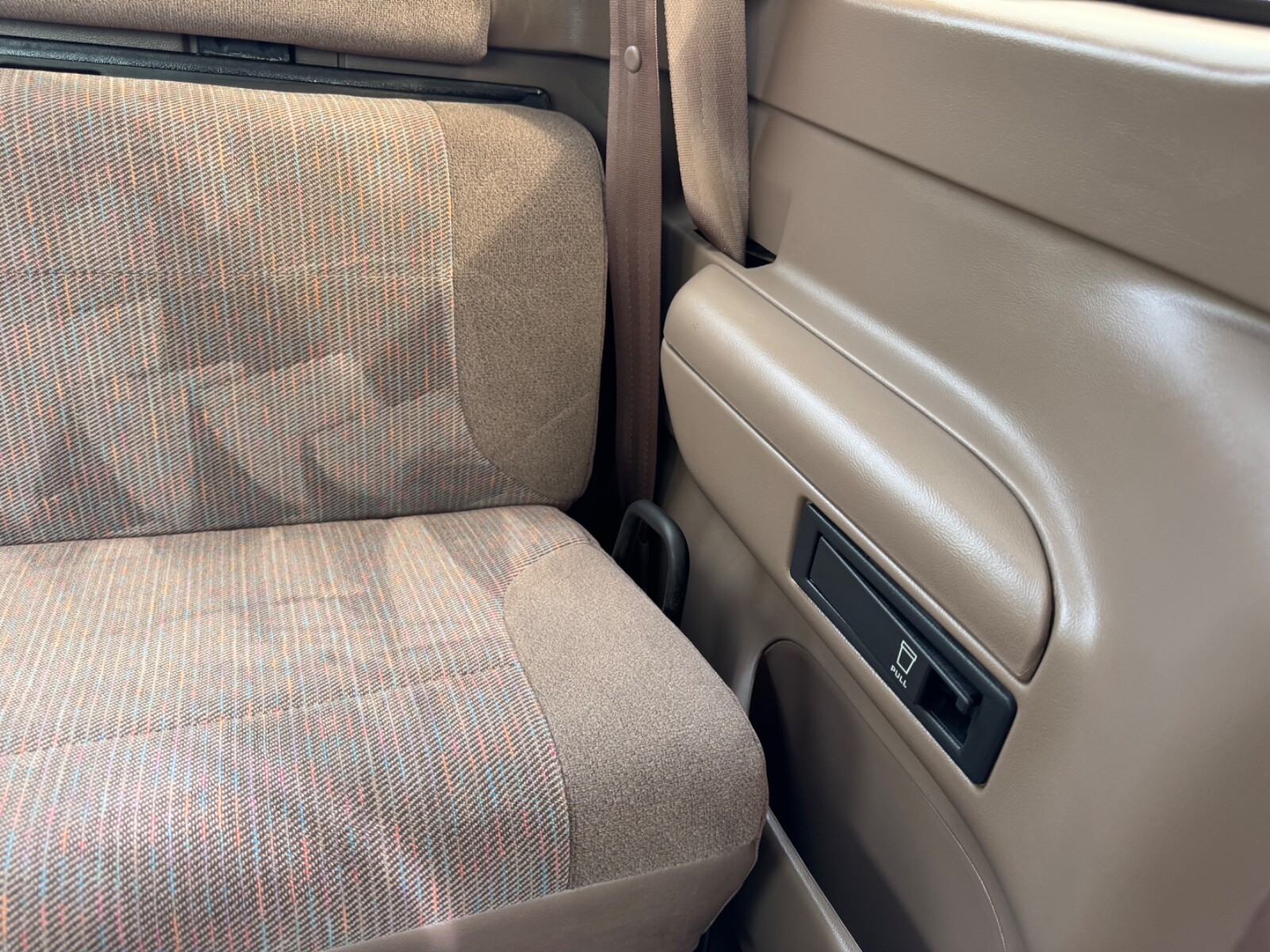 Ford-F-250-1995-Extended-Cab-Pickup-33