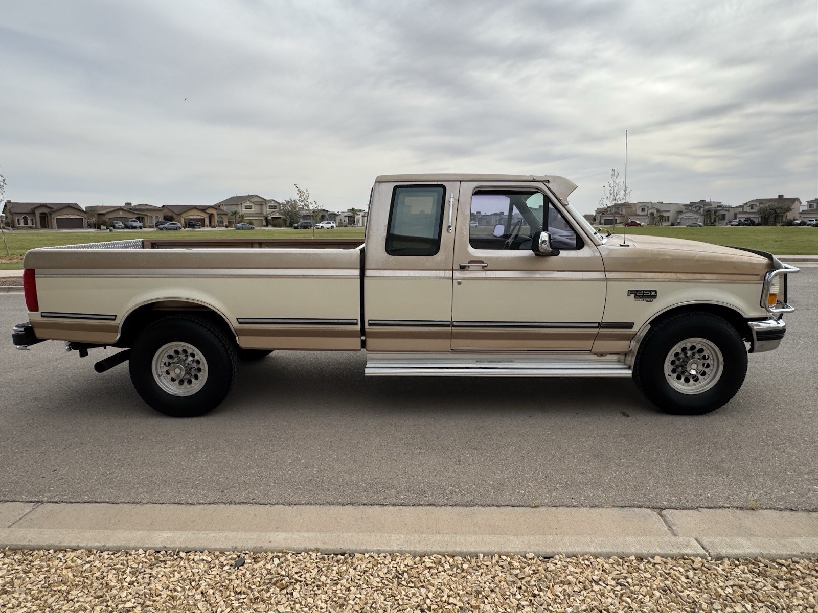 Ford-F-250-1995-Extended-Cab-Pickup-4