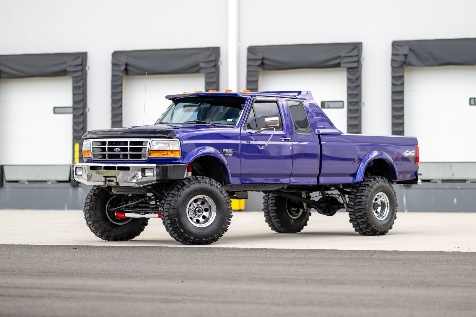 Ford-F-250-1995-Pickup-Truck-1