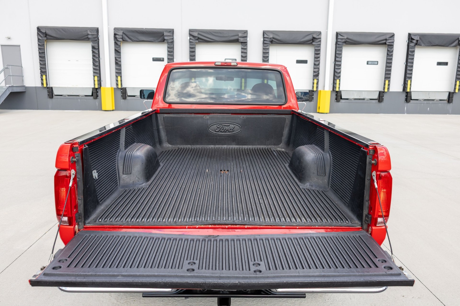 Ford-F-250-1995-Pickup-Truck-28