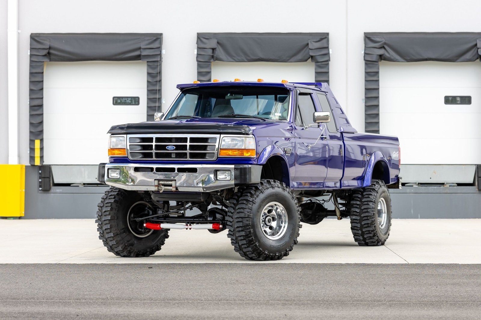 Ford-F-250-1995-Pickup-Truck