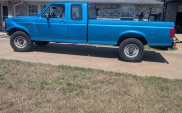 Ford-F-250-diesel-1995-blue