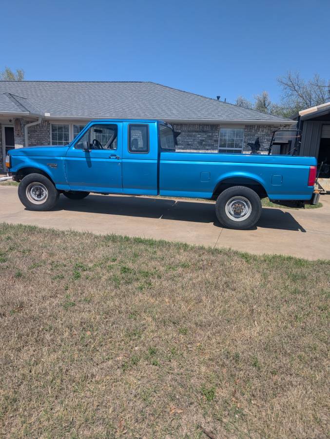 Ford-F-250-diesel-1995-blue