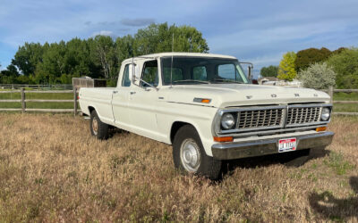 Ford F-350 1970 Crew Cab Pickup