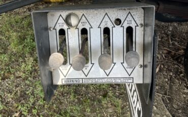 Ford-F-350-1975-Cab-Chassis-13