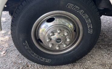 Ford-F-350-1975-Cab-Chassis-8