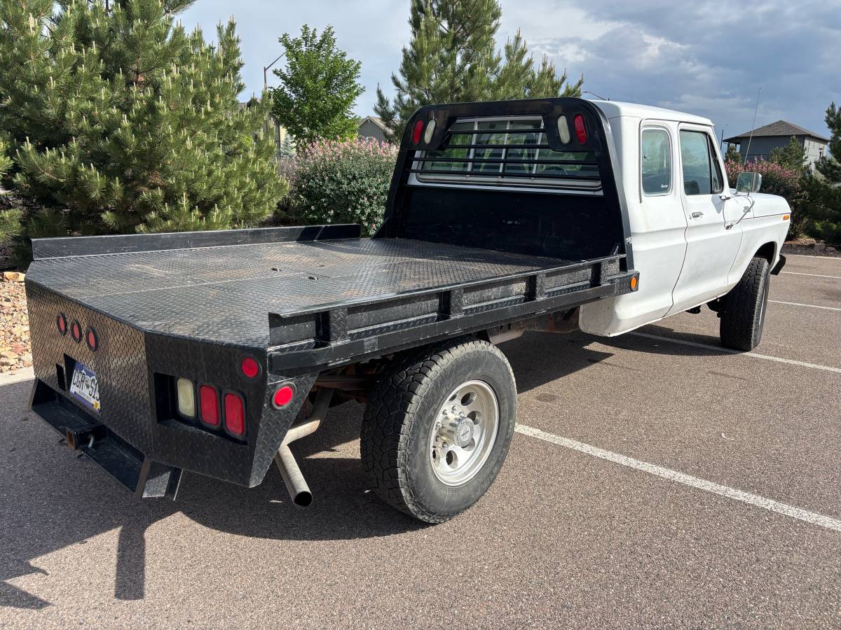 Ford-F-350-1979-3