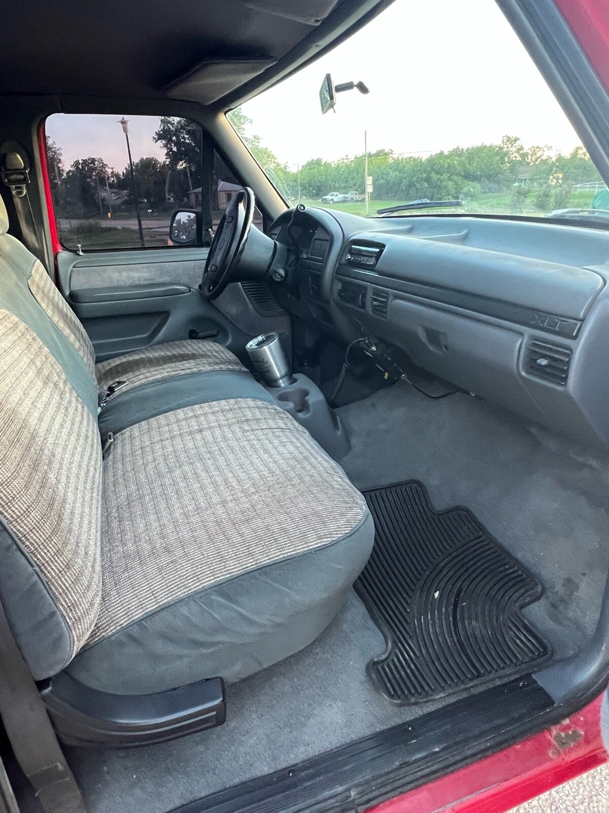 Ford-F-350-1993-14