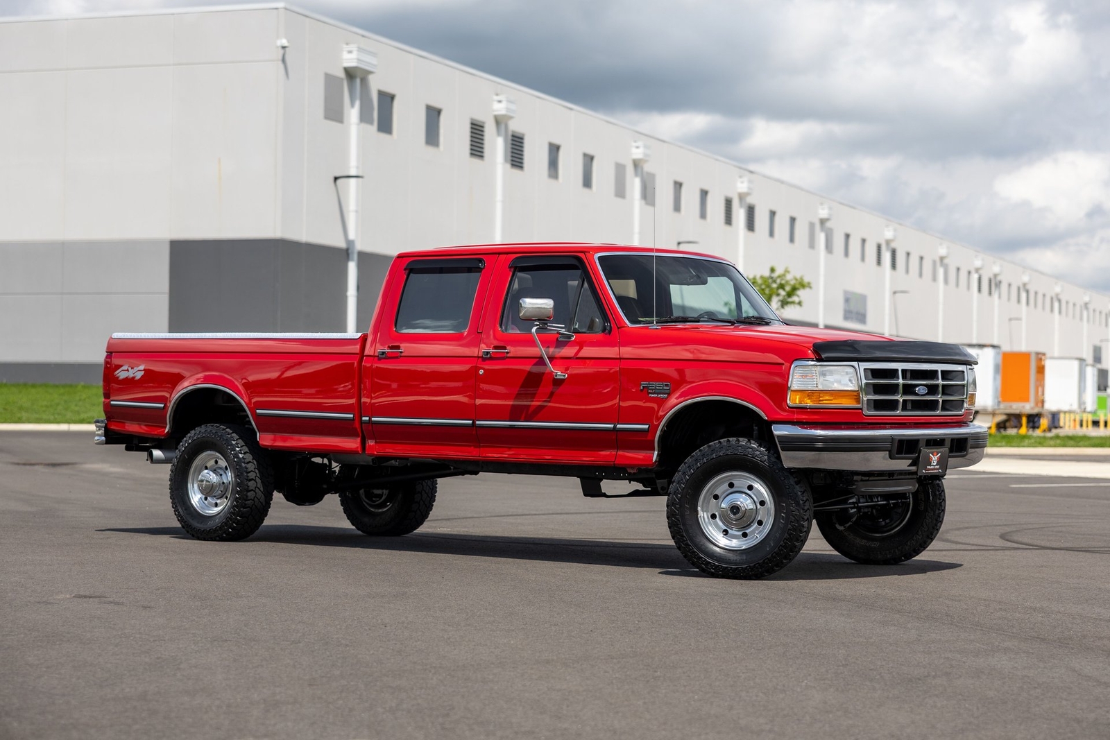 Ford-F-350-1995-Pickup-Truck-1