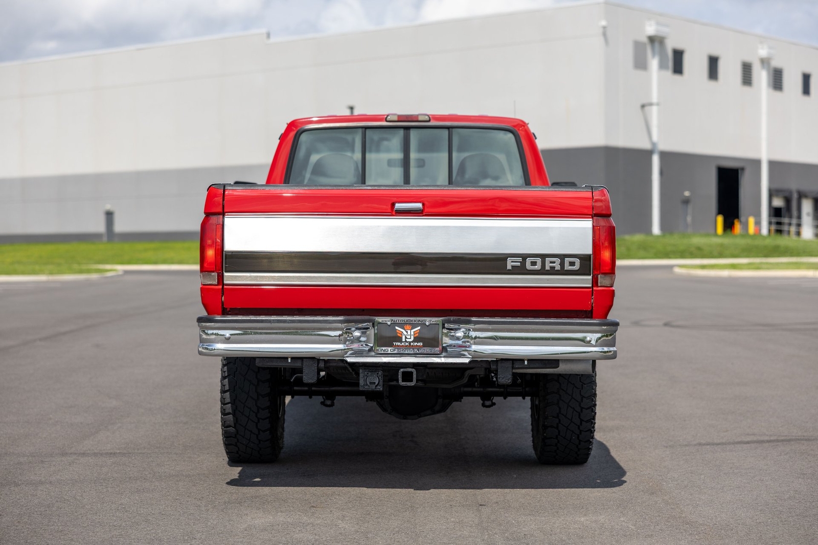 Ford-F-350-1995-Pickup-Truck-12
