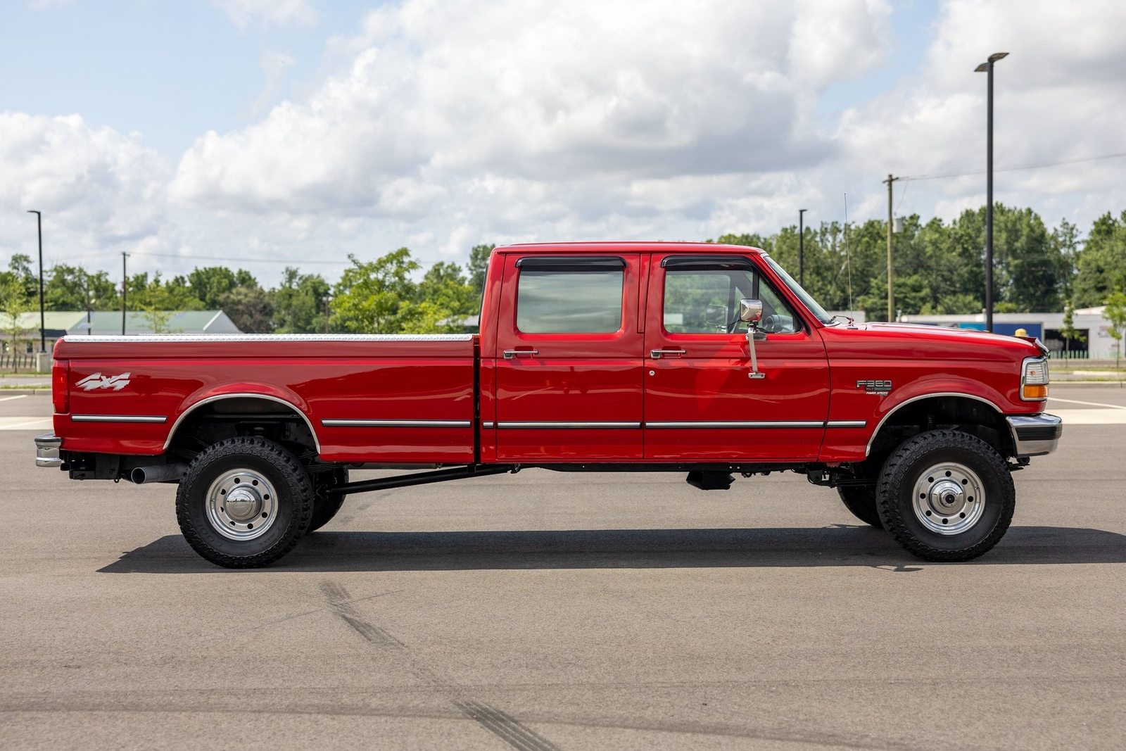 Ford-F-350-1995-Pickup-Truck-14